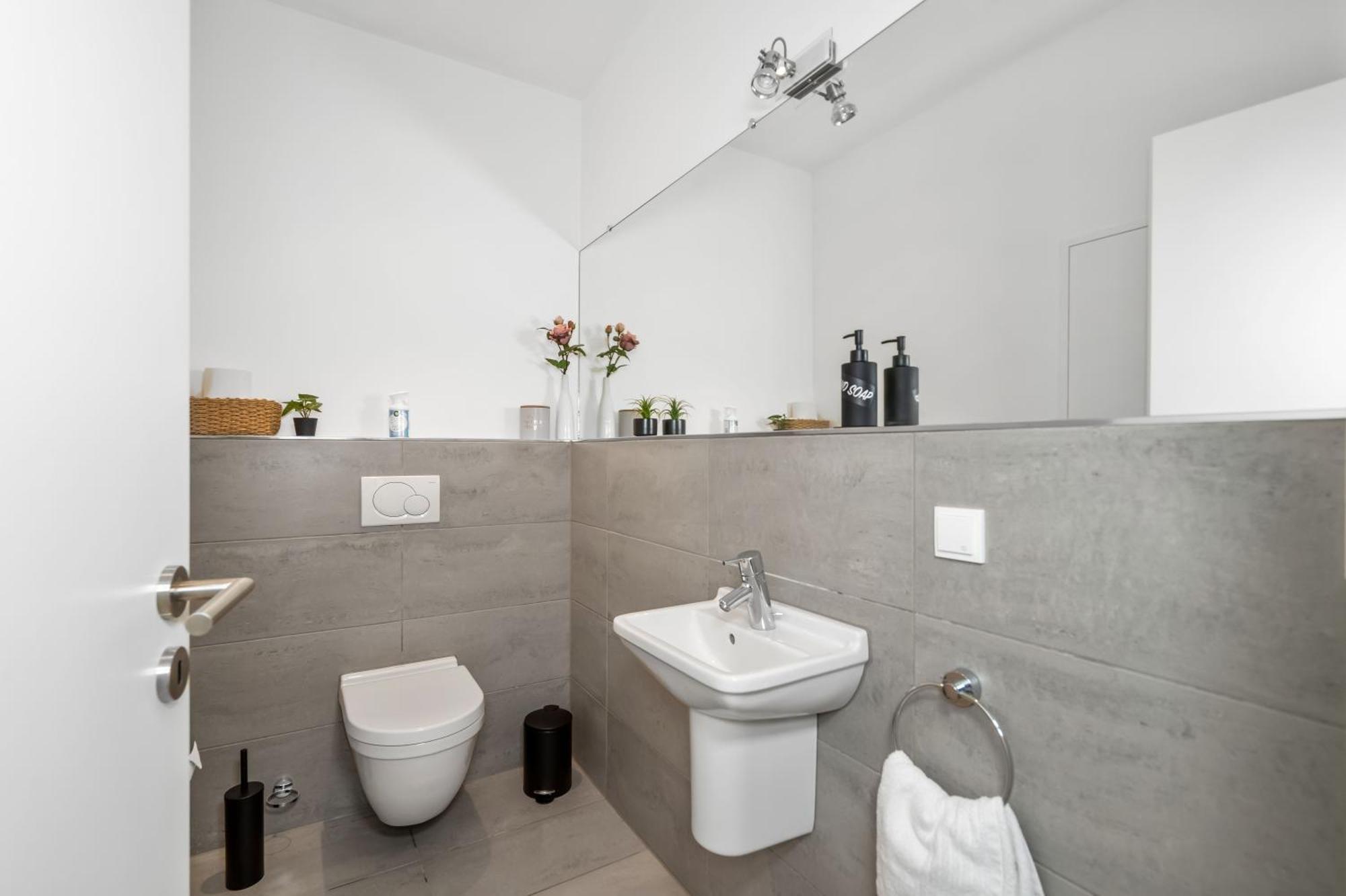 Apartmán Dnd Design Loft I 170Qm I Parken I Balkon I Workstation I Netflix I Kaffee I Waschmaschine I Trockner I Xbox I Ausblick Würzburg Exteriér fotografie